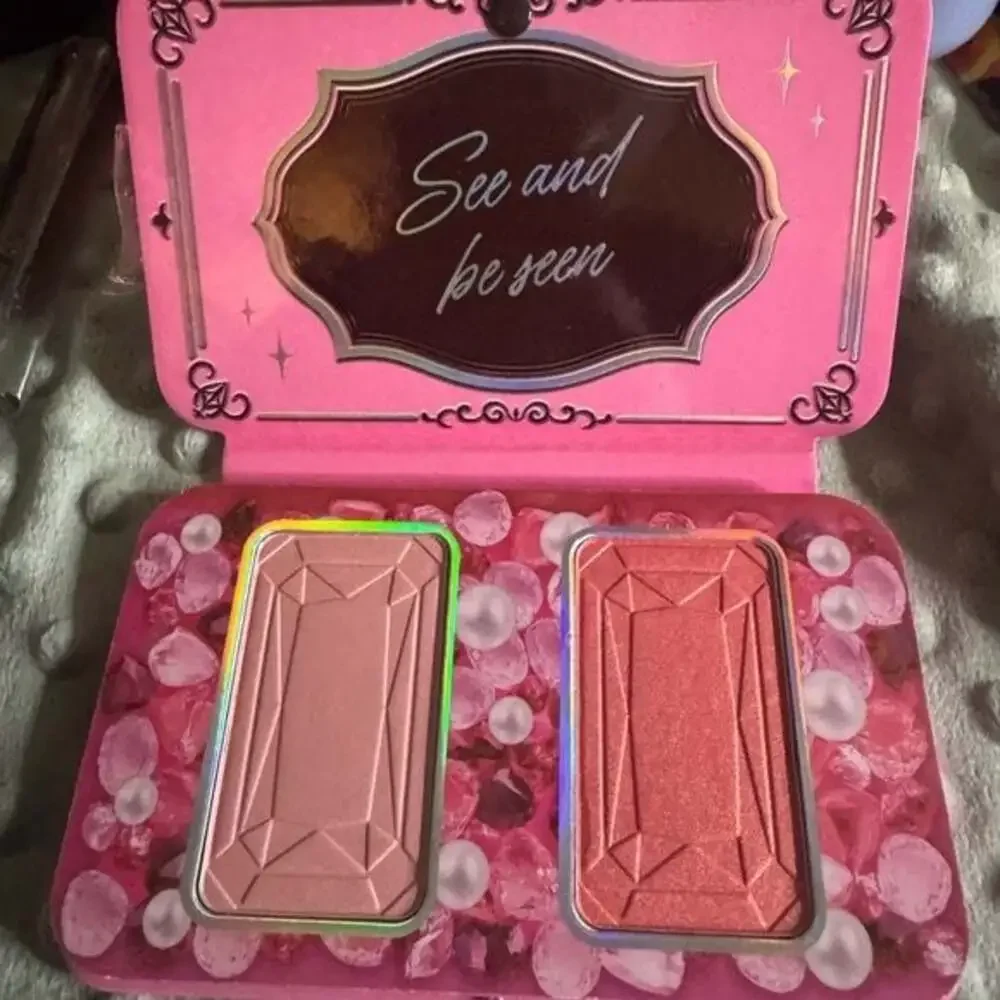 NYX explore vibrant